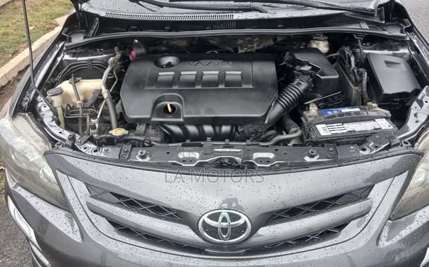 Toyota Corolla 2013 Gray