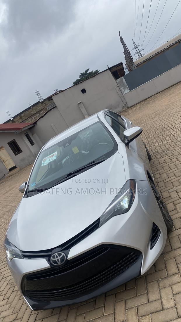 Toyota Corolla 2019 Gray
