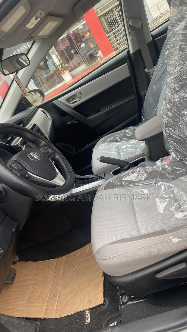 Toyota Corolla 2019 Gray