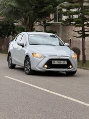 Toyota Yaris iA 1.5 FWD 2019 Gray for sale