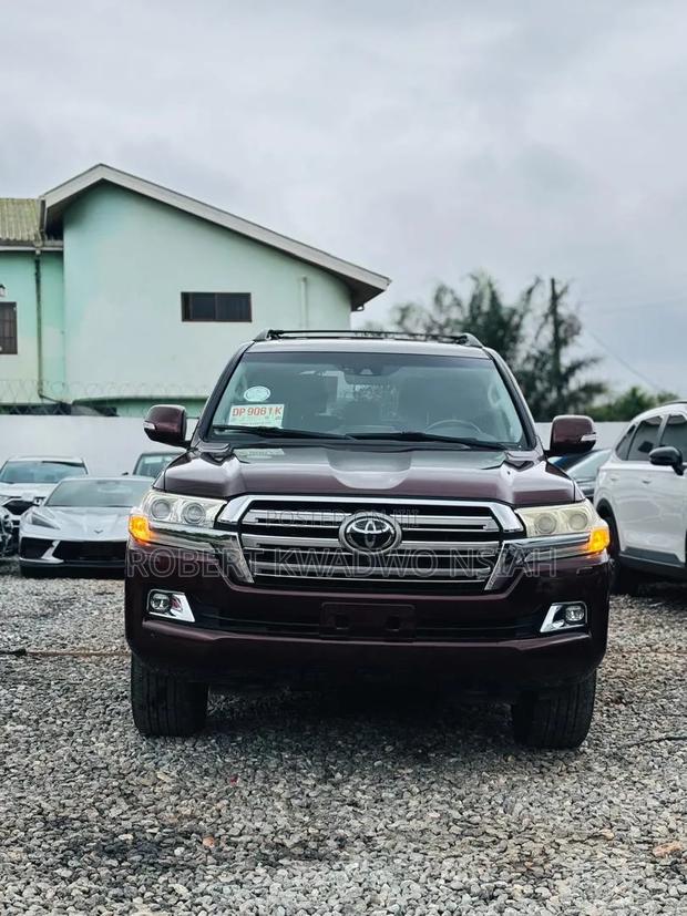 Toyota Land Cruiser 4.5 V8 GXR 2015