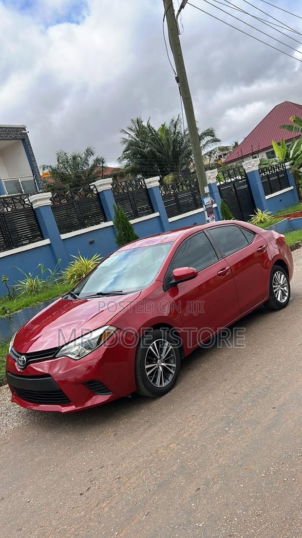 Toyota Corolla LE Eco 4dr Sedan (1.8L 4cyl CVT) 2015 Black