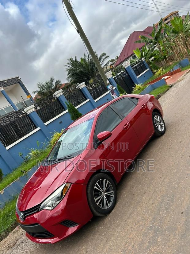 Toyota Corolla LE Eco 4dr Sedan (1.8L 4cyl CVT) 2015 Black