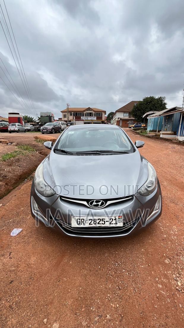 Hyundai Elantra SE 4dr Sedan (1.8L 4cyl 6A) 2015 Gray