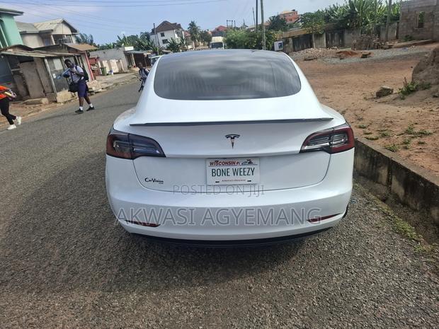 Tesla Model 3 Long Range AWD 2019 White
