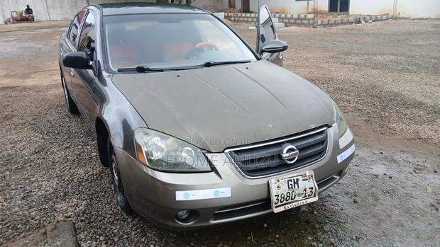 Nissan Altima 2006 Gray