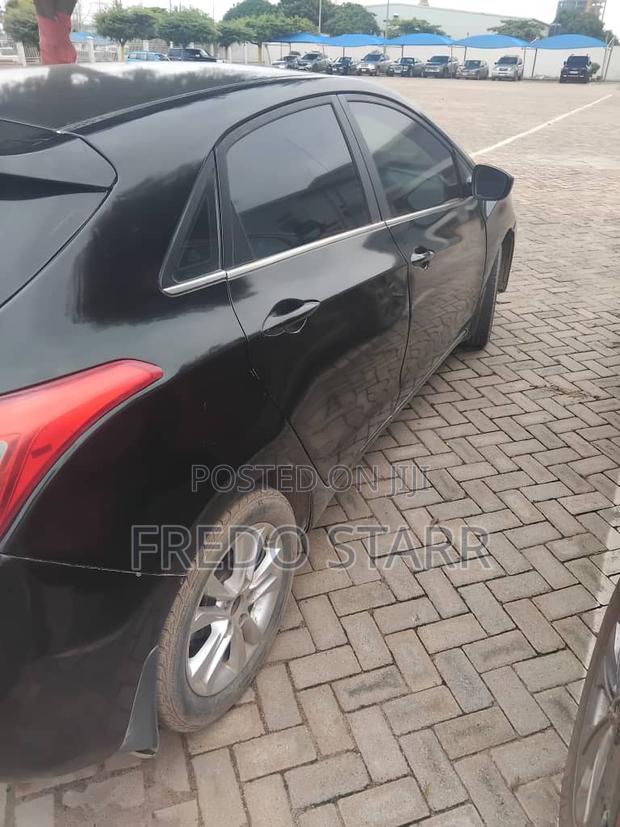 Hyundai Elantra 2012 Black