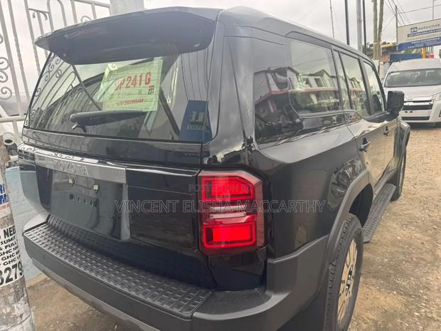 Toyota Land Cruiser Prado 2026 Black