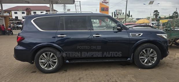 Infiniti QX80 PREMIUM SELECT 2021 Black