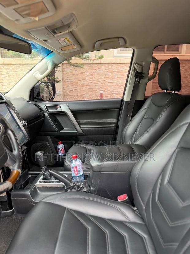 Toyota Land Cruiser Prado 4.0 2017 Black