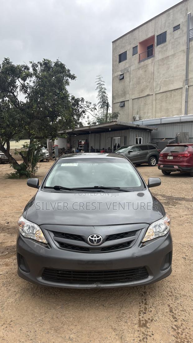 Toyota Corolla S Special Edition 4dr Sedan (1.8L 4cyl 4A) 2013 Gray