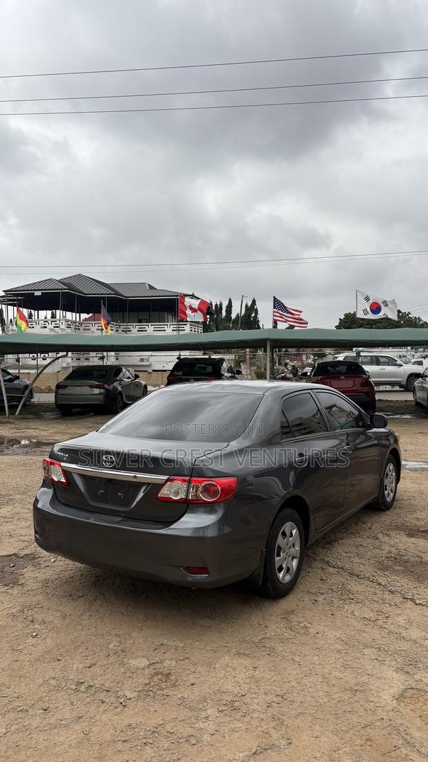 Toyota Corolla S Special Edition 4dr Sedan (1.8L 4cyl 4A) 2013 Gray