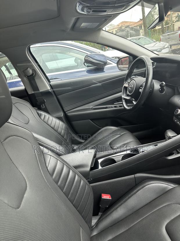 Hyundai Elantra 2021 Gray