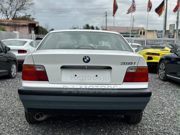 BMW 316i 1995 White