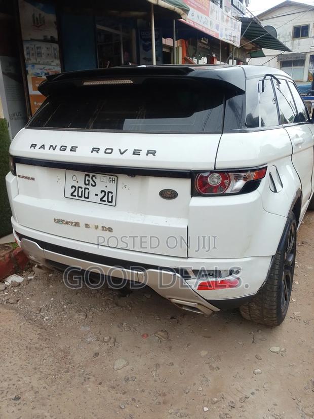 Land Rover Range Rover Evoque Pure 4dr SUV AWD (2.0L 4cyl Turbo 9A)