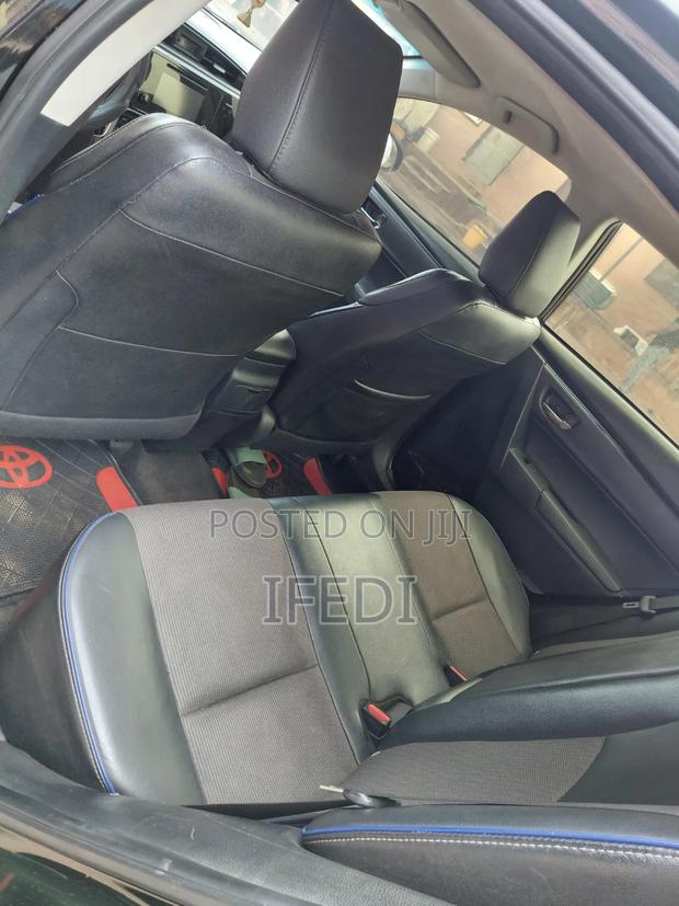 Toyota Corolla 2017 Black