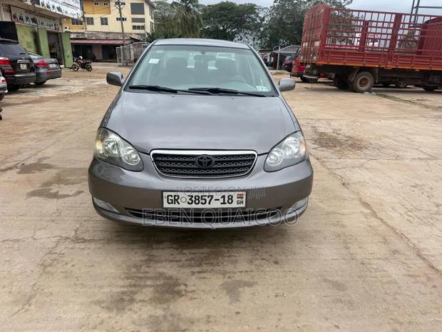 Toyota Corolla 2007 Gray