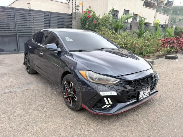 Hyundai Elantra 2017 Blue
