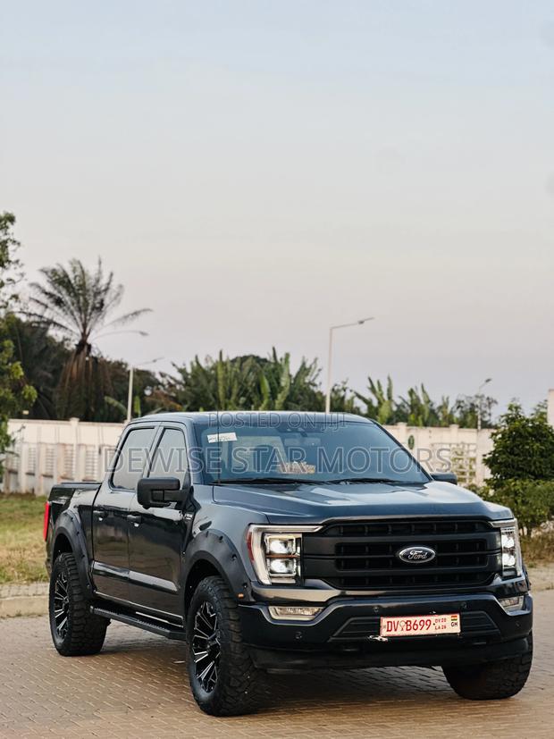 Ford F-150 LARIAT 2022 Black