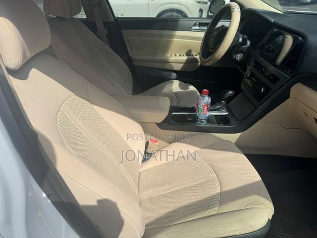 Hyundai Sonata ECO Sedan FWD (1.6L 4cyl 7A) 2016 White