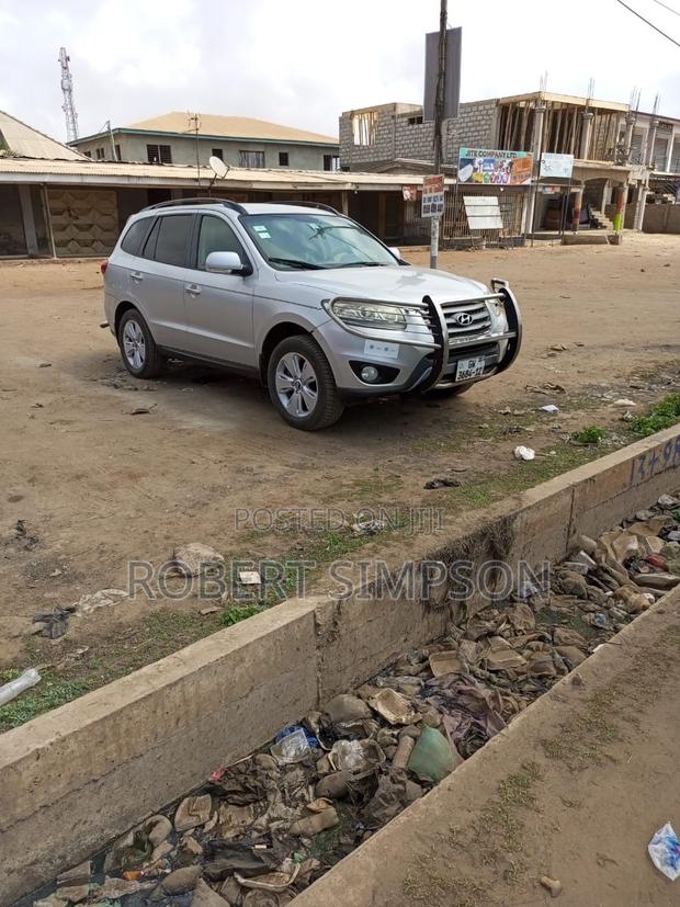 Hyundai Santa Fe SE 2012 Silver
