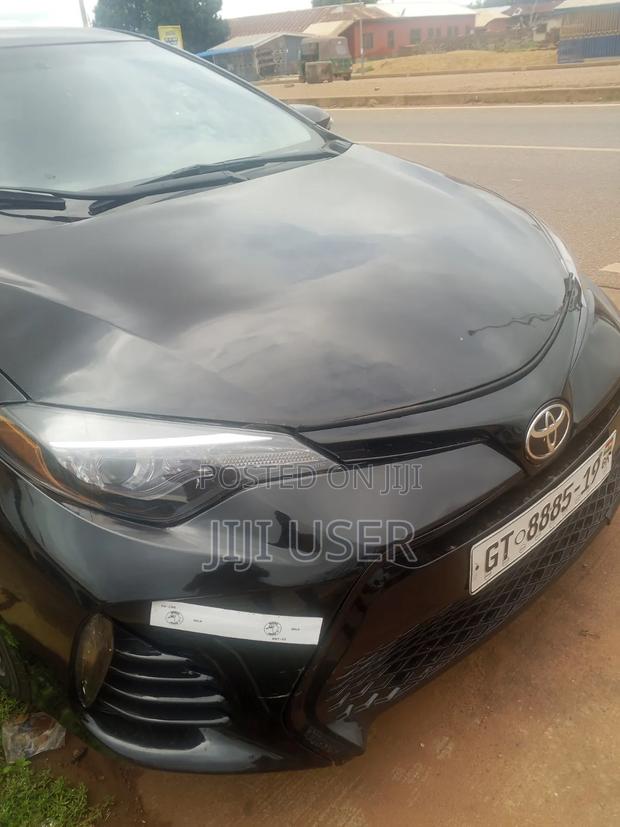 Toyota Corolla 2015 Black