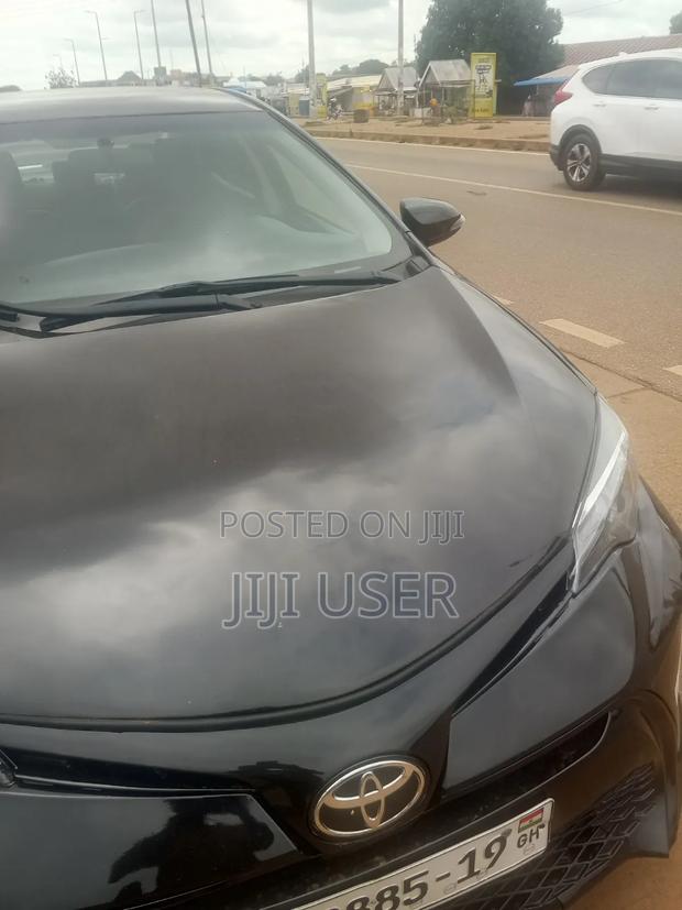 Toyota Corolla 2015 Black