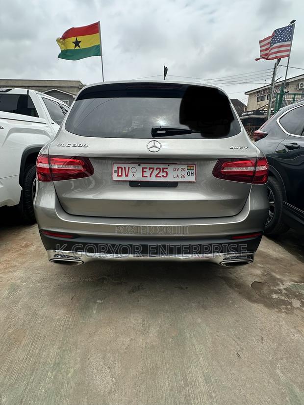 Mercedes-Benz GLC-Class 2019 Gold