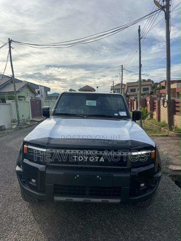 New Toyota Land Cruiser Prado 2025 Black