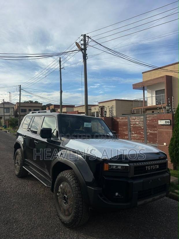 New Toyota Land Cruiser Prado 2025 Black