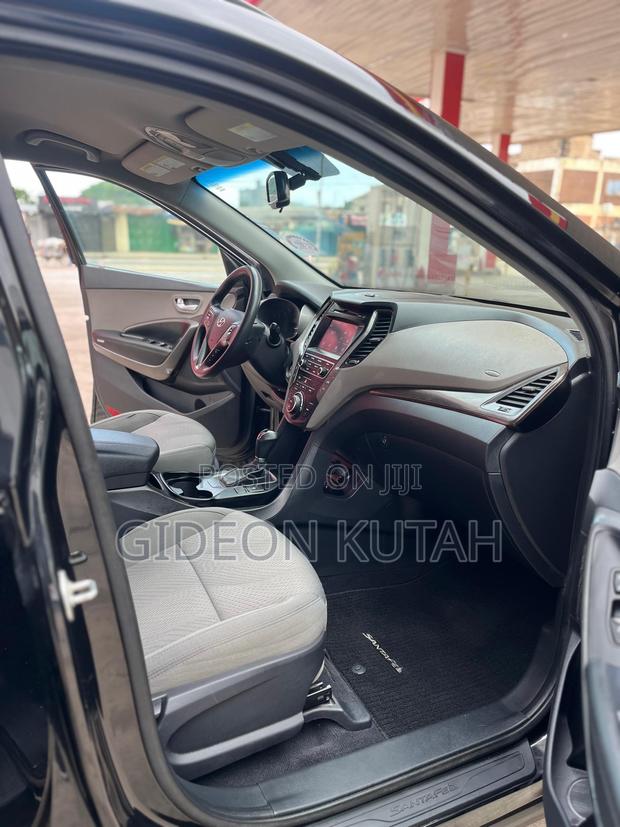 Hyundai Santa Fe 2018 Black