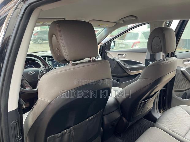 Hyundai Santa Fe 2018 Black