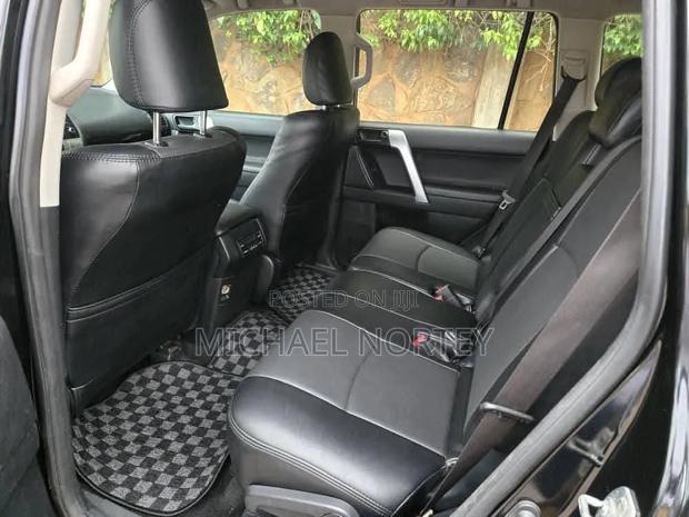 Toyota Land Cruiser Prado 2.8 2021 Matt Black