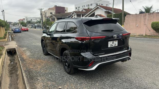 Toyota Highlander XSE AWD 2023 Black