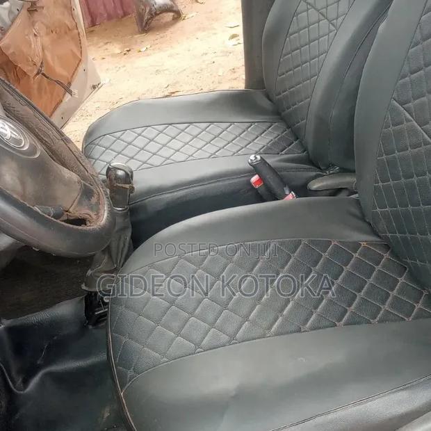 Toyota Yaris 1.3 2006 Gray