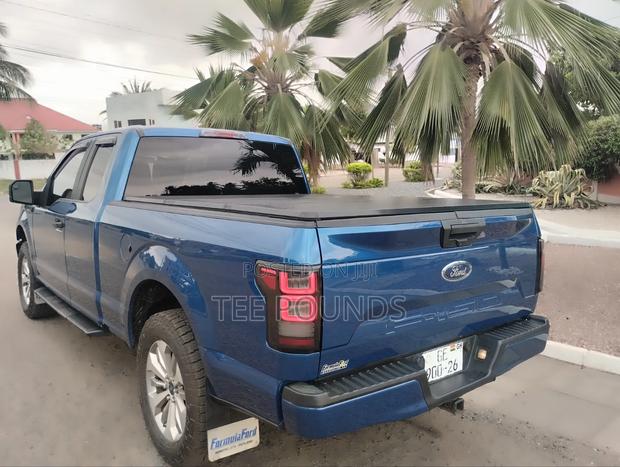 Ford F-150 2018 Blue