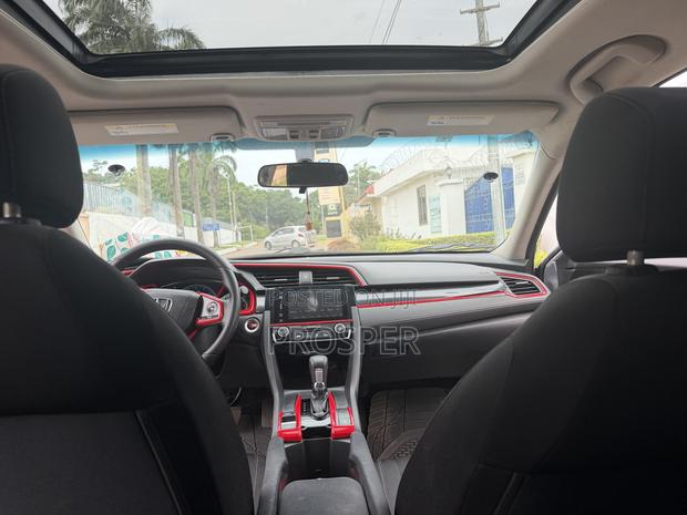 Honda Civic EX Sedan 2018 Silver