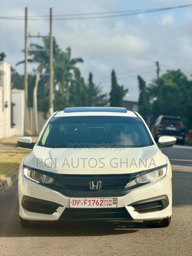 Honda Civic EX Sedan 2018 White