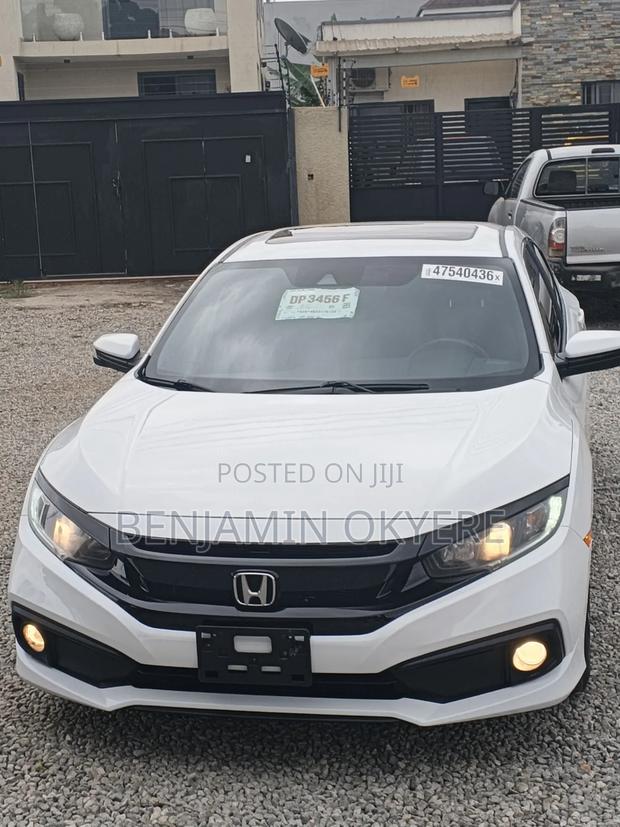 Honda Civic 2019 White