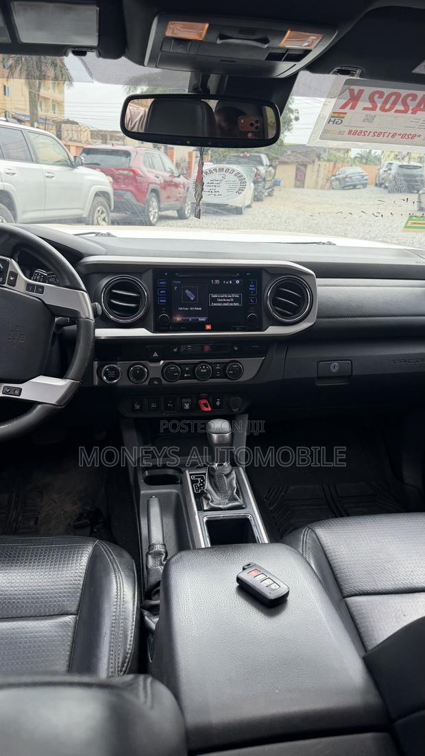 Toyota Tacoma Limited 2019 White