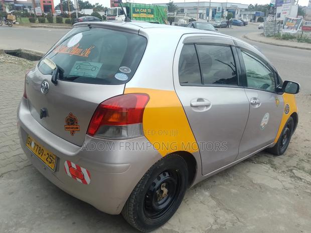 Toyota Vitz 2010