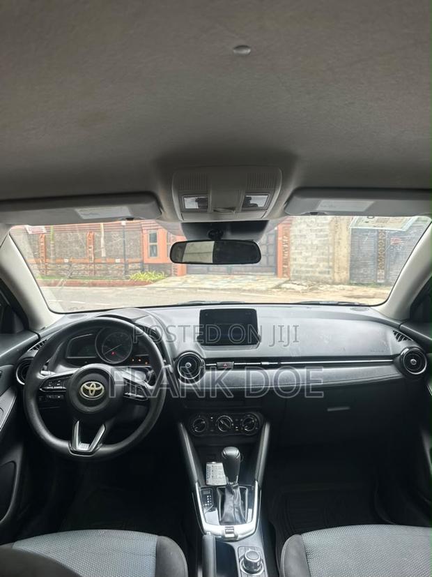 Toyota Yaris iA 1.5 FWD 2019 Gray