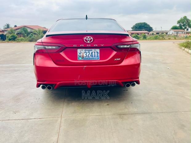 Toyota Camry 2021 Red