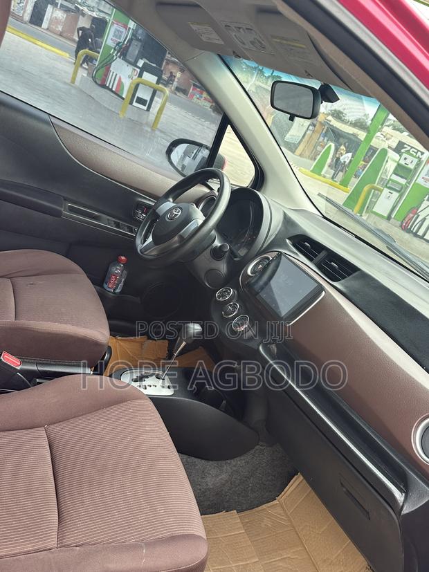 Toyota Vitz 1.3 AWD 5dr 2013