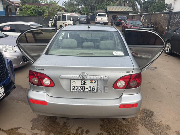 Toyota Corolla 2008 Silver
