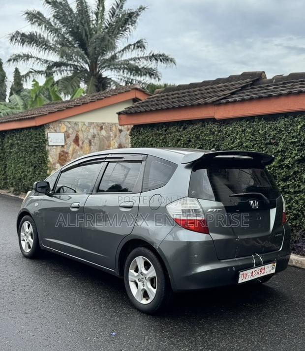 Honda Fit 2013 Gray