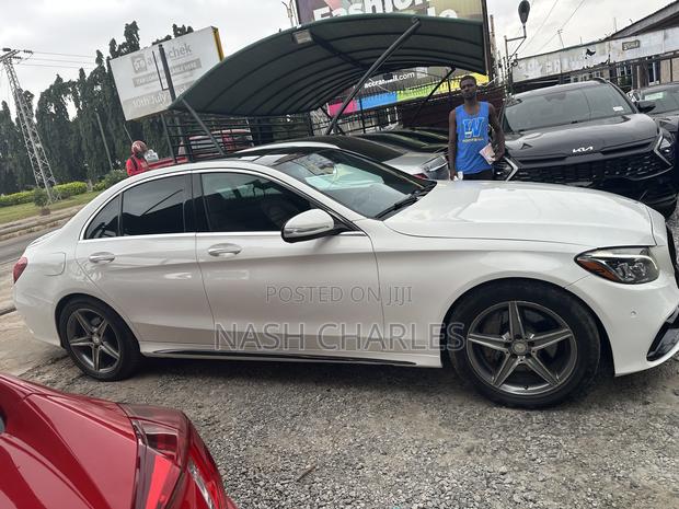 Mercedes-Benz C300 Luxury 4Matic Sedan AWD (2.0L 4cyl 7A) 2016 White