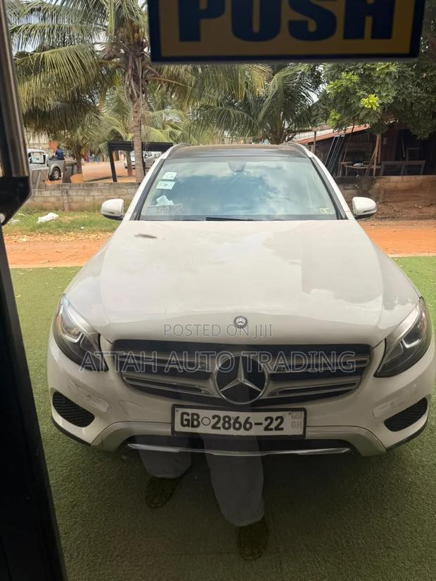 Mercedes-Benz GLC-Class 2018 Brown
