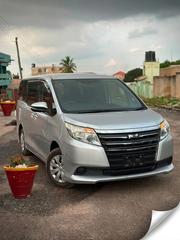 Toyota Noah 2.0 FWD (8 Seater) 2015 Silver for sale