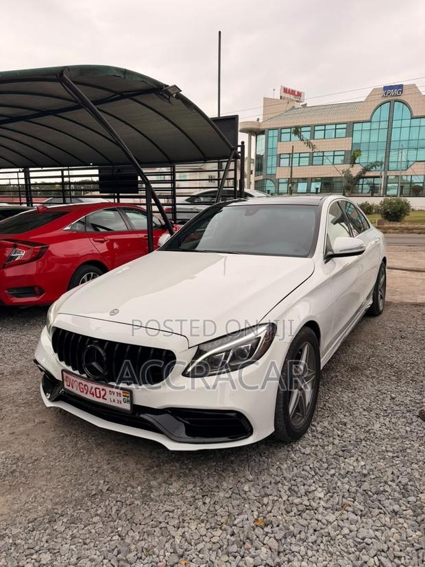 Mercedes-Benz C300 2016 White